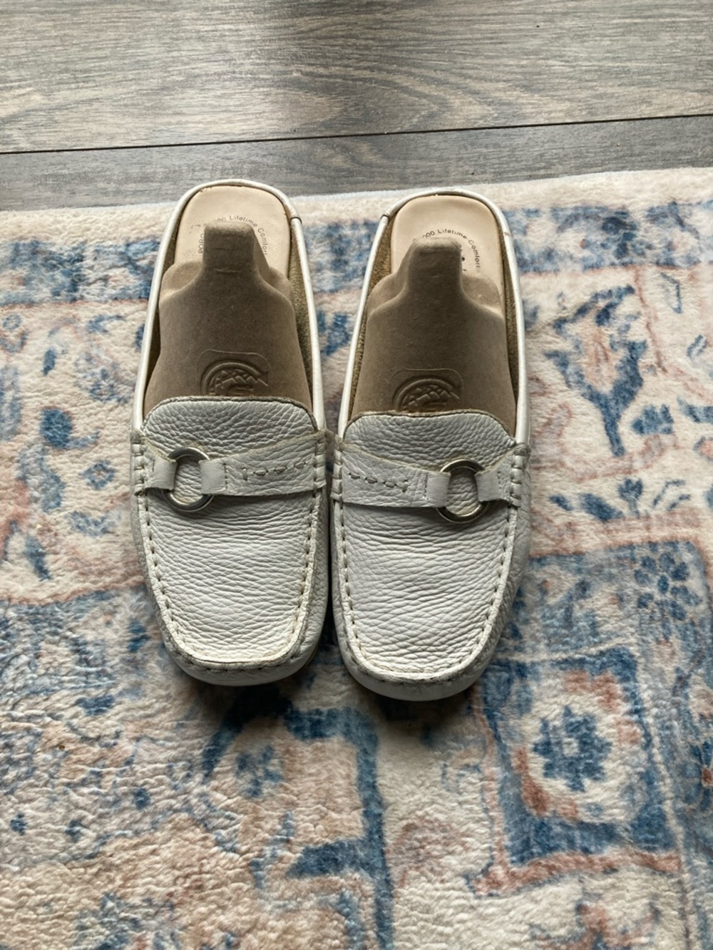 Thom McAn White Leather Slip-On Loafers